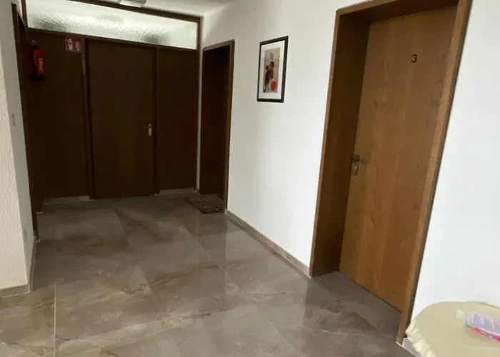 De Lux Pensionat Rain (Swabia)