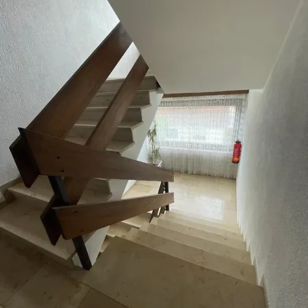De Lux 3*